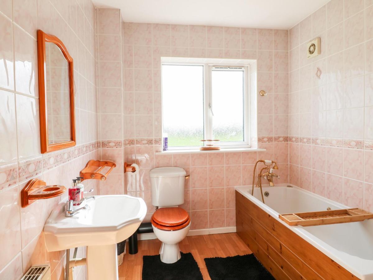 Tixall Manor Farm Stafford Zewnętrze zdjęcie